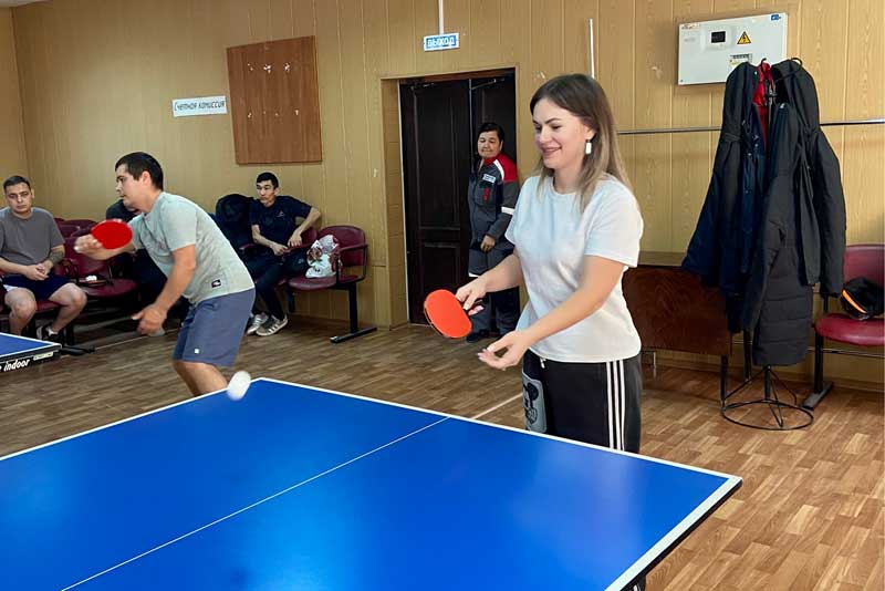 На Новотроицком заводе «Оренбургский пропант» прошел турнир по настольному теннису