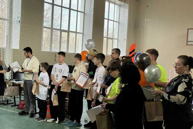 В Новотроицке прошли первые зональные соревнования по управлению беспилотниками