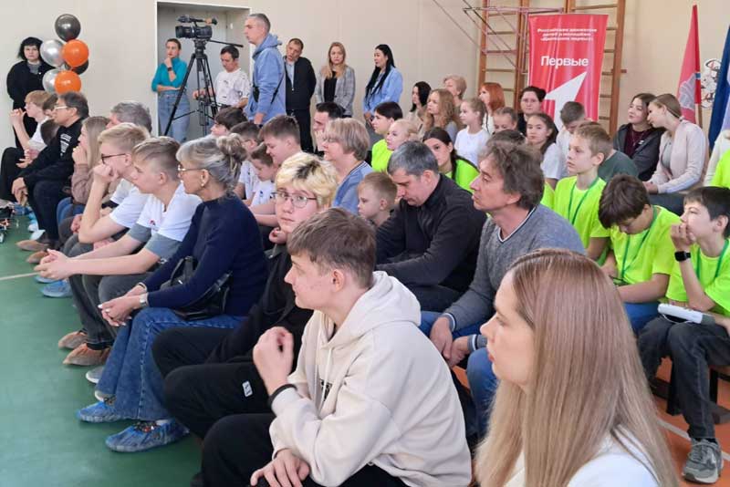 В Новотроицке прошли первые зональные соревнования по управлению беспилотниками