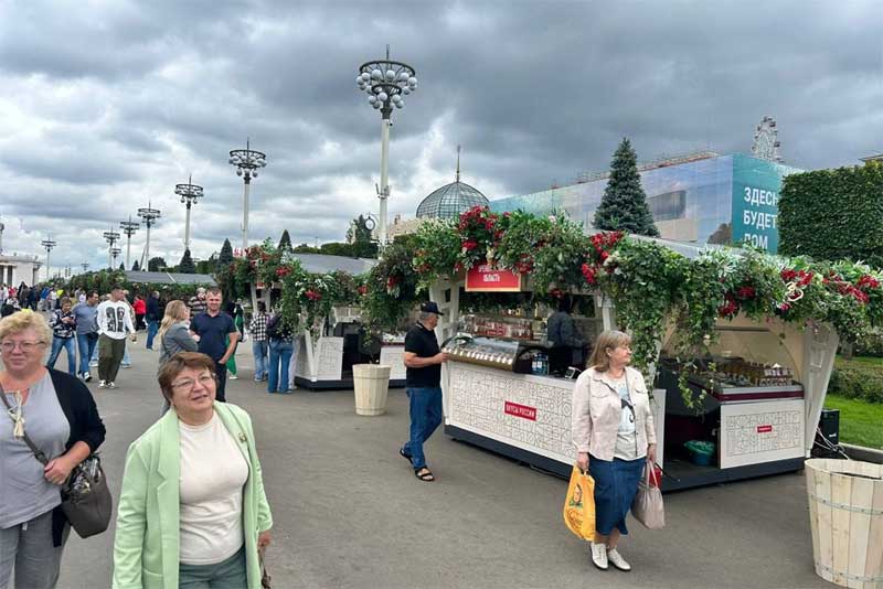на Национальном гастрономическом фестивале «Вкусы России» в Москве представлена продукция оренбургских производителей