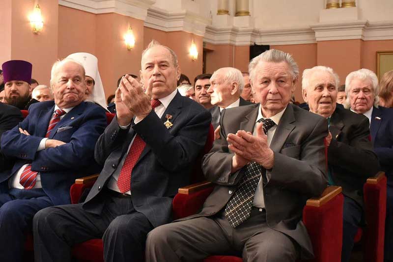 Сегодня отмечает 90-летний юбилей Почётный гражданин Оренбуржья Александр Костенюк