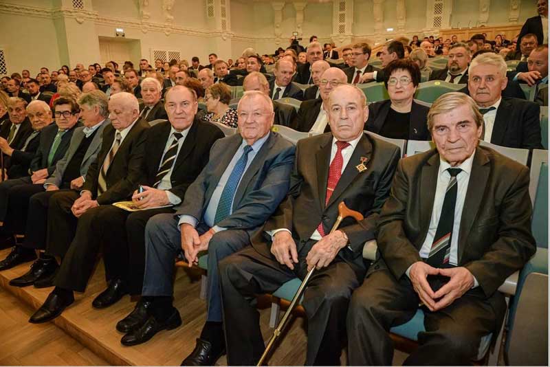 Сегодня отмечает 90-летний юбилей Почётный гражданин Оренбуржья Александр Костенюк