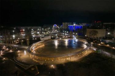 В Новотроицке завершены работы по  благоустройству центральной площади города