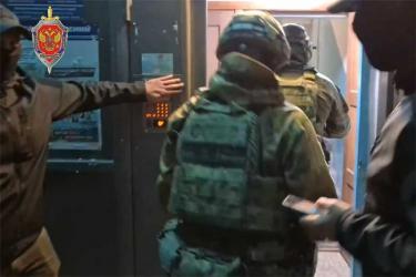 Федеральная служба безопасности выявила в Оренбурге банду рэкетиров, которые вымогали деньги у участников СВО