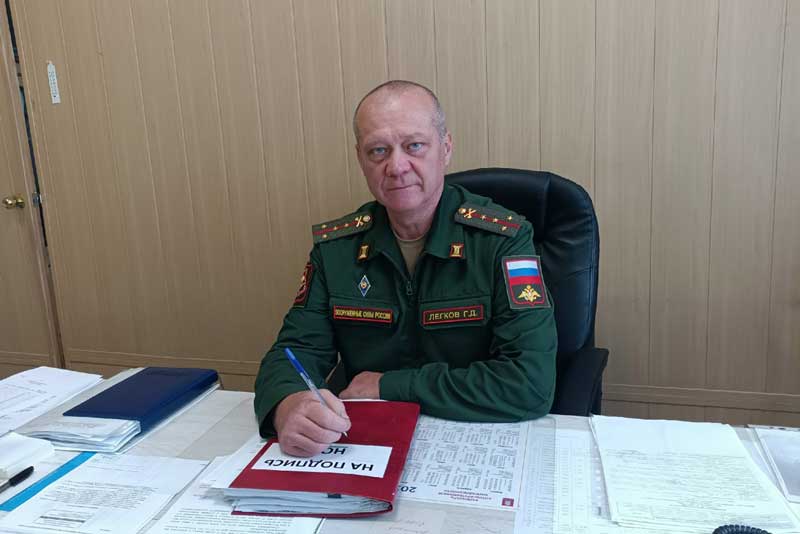 В Новотроицке приступил к работе новый военный комиссар