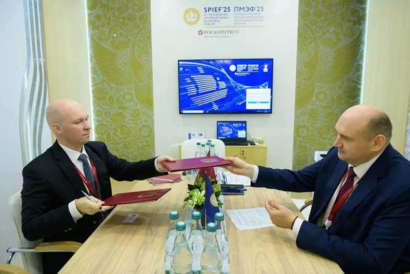На полях Петербургского международного экономического форума Евгений Солнцев провел ряд деловых встреч и переговоров