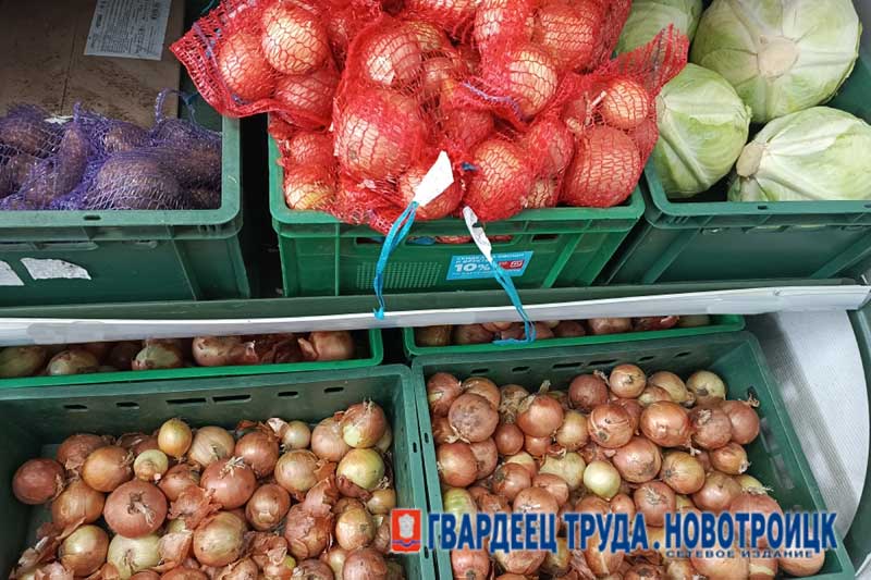 В Оренбуржье отмечают снижение цен на овощи борщевого набора, сахар и молоко