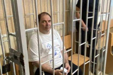 В Оренбурге продолжается судебный процесс над экс-министром Александром Самбурским
