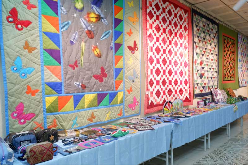 Новотроицкие мастерицы рукоделия представили свои работы на выставке «Палитра души» (0+)