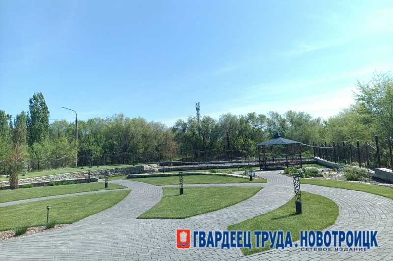 В Благовещенском храме Новотроицка в канун Дня семьи, любви и верности откроют Семейный сквер