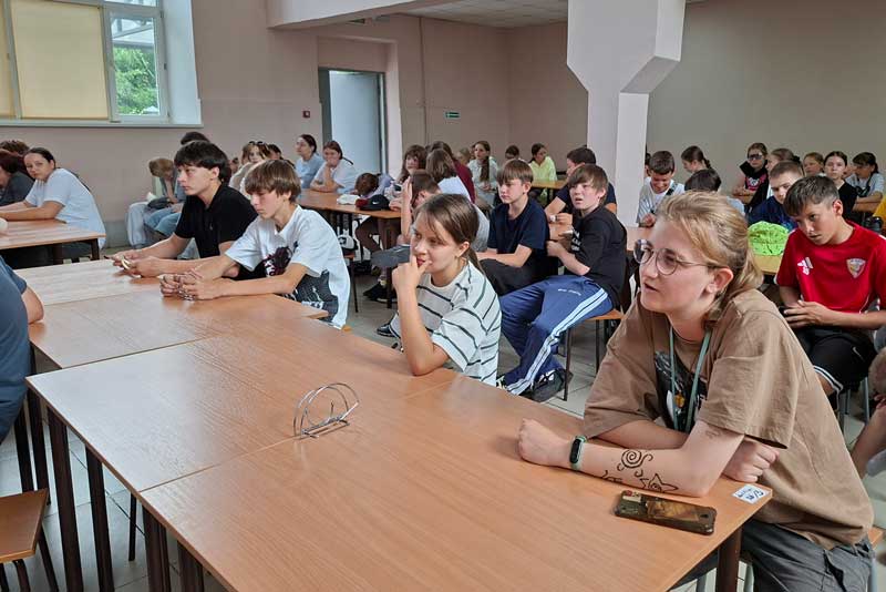 В Новотроицке лектор общества «Знание» рассказала молодежи об истории и сегодняшнем дне Оренбуржья