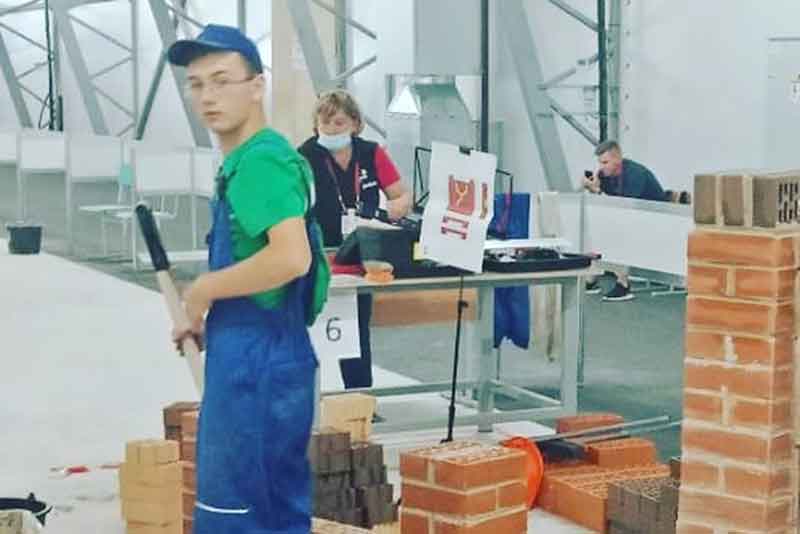 Новотроицкий школьник представлял Оренбургскую область на Национальном чемпионате