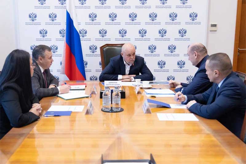 О газификации, теплоснабжении и подготовке к предстоящему паводку шел разговор на встрече губернатора Оренбуржья с Министром энергетики России Сергеем  Цивилёвым