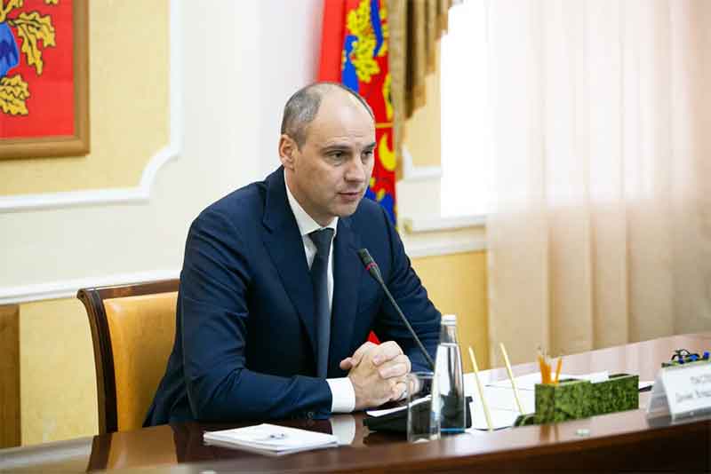 Денис Паслер поручил проиндексировать денежные выплаты ряду категорий оренбуржцев