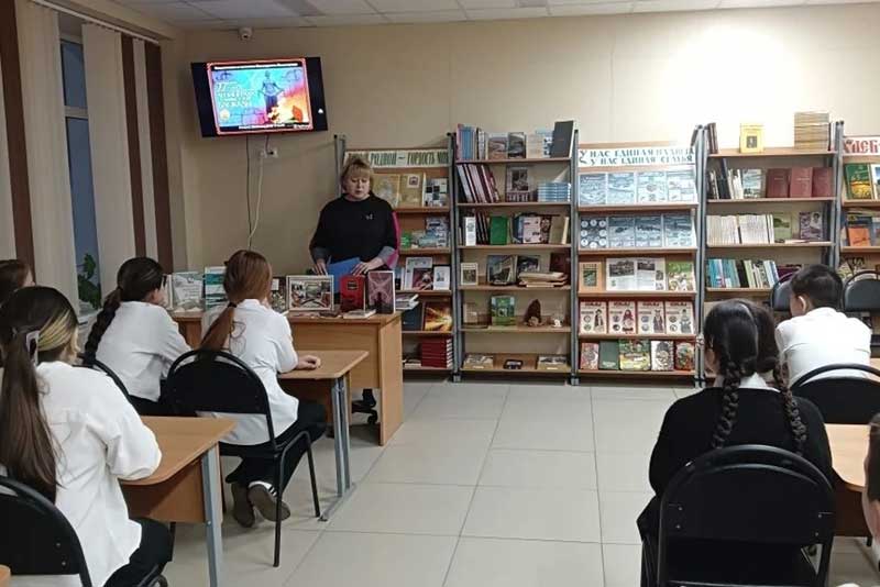 В канун Дня воинской Славы новотроицкие школьники погрузились в героическую историю блокадного Ленинграда