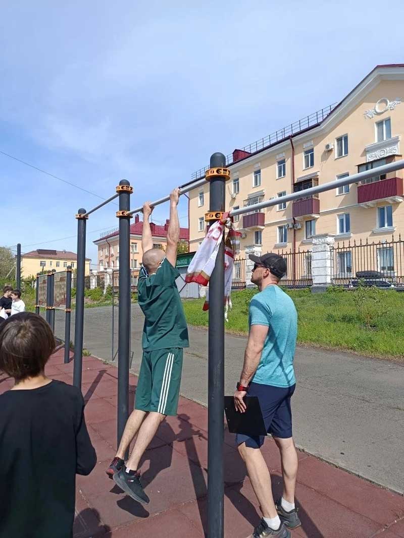 В Новотроицке на старты городского фестиваля ГТО вышли семейные команды