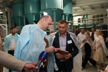 В Новоорском районе заработал новый мельничный комплекс по переработке пшеницы