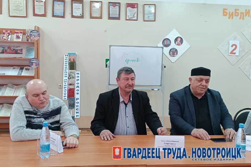 О том, что дорого и свято. Представители национальных и религиозных общин собрались за круглым столом