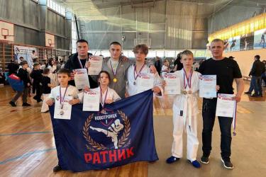 Воспитанники Новотроицкого Центра единоборств «Ратник» стали обладателями девяти наград   регионального первенства