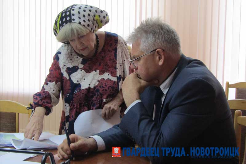 Олег Папунин: «Даже при дефиците бюджета возможность благоустроить дворы жилых домов есть»