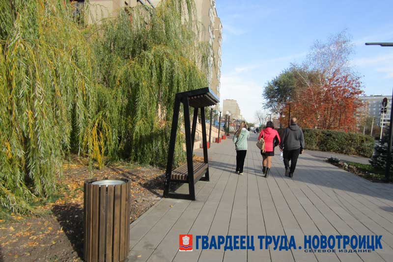В Новотроицке специальная комиссия начала приемку работ по благоустройству каскада аллей