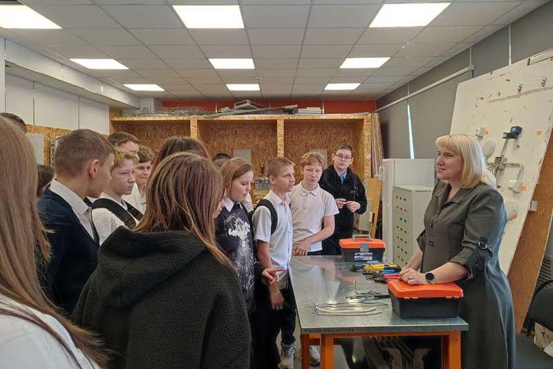 Новотроицкие школьники стали участниками Всероссийской акции «Шаг в студенчество»