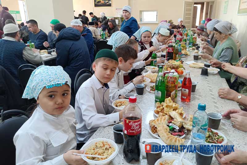 Ураза-байрам: традиции добрососедства, гостеприимства и милосердия