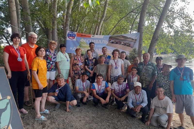 Фестиваль «Дружба народов» с участием активистов новотроицкого Центра адаптивного спорта прошел на берегу Ириклинского водохранилища