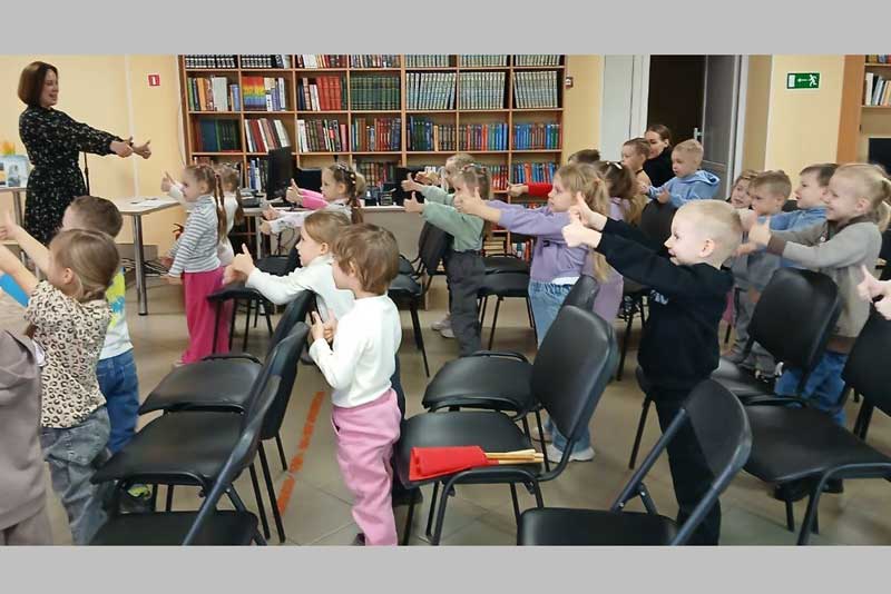 «Растут ли булки на деревьях»: библиотекари Новотроицка провели серию встреч с дошколятами