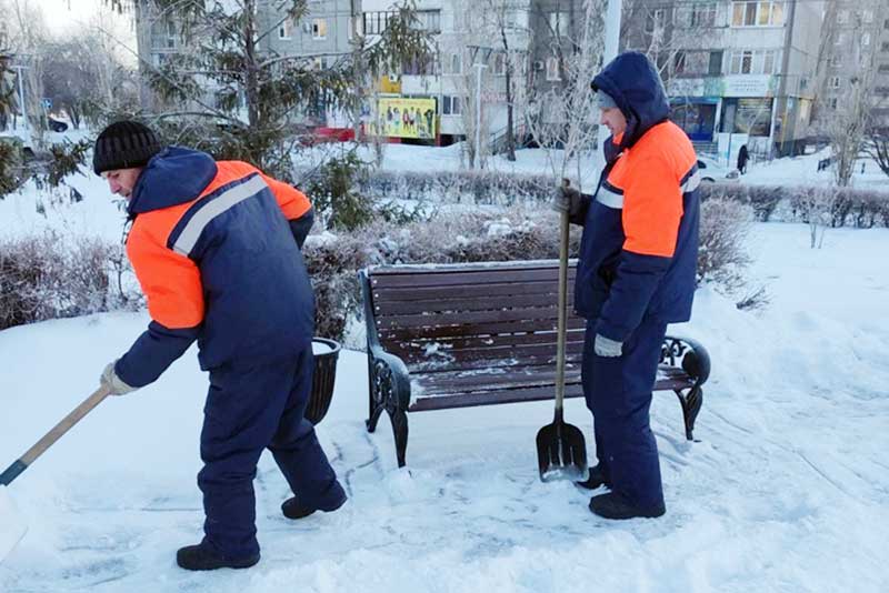 На дорогах города избавляются от колейности