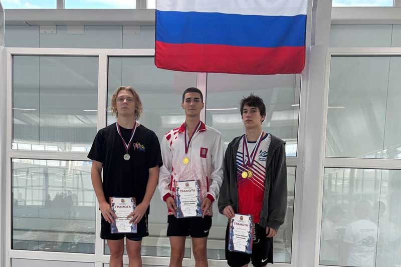 Новотроицкий спортсмен  Санат Баймуратов в составе сборной Оренбуржья выступит на окружном чемпионате по плаванию