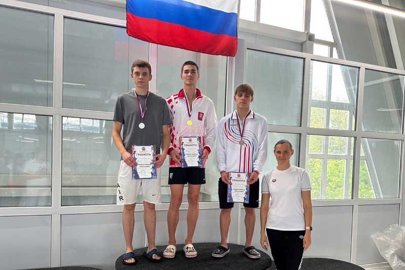 Новотроицкий спортсмен  Санат Баймуратов в составе сборной Оренбуржья выступит на окружном чемпионате по плаванию