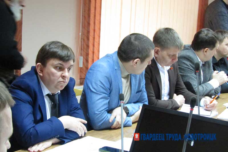 Новотройчанам рассказали, как передать показания счетчиков по горячей воде