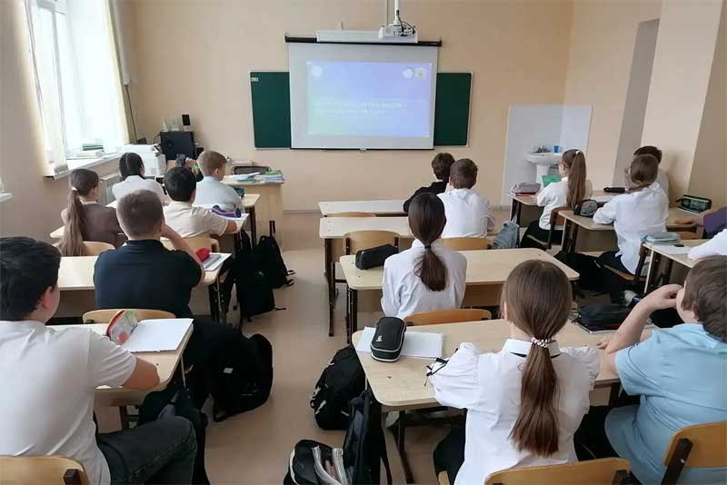 Оренбургские школьники могут получить «Билет в будущее»