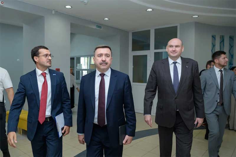 Евгений Солнцев  встретился с лидером профсоюзов России Сергеем Черногаевым