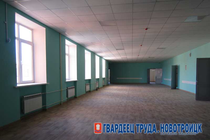 Новоселье новотроицкой школы №10  перенесли на следующий год