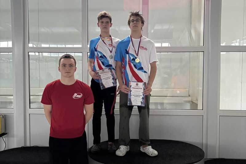 Новотроицкие пловцы лидируют на первенстве Оренбуржья по подводному спорту