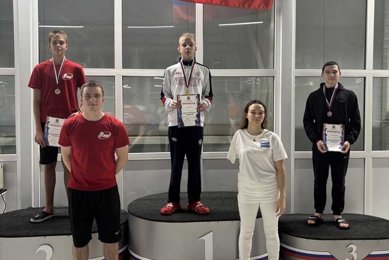 Новотроицкие пловцы лидируют на первенстве Оренбуржья по подводному спорту