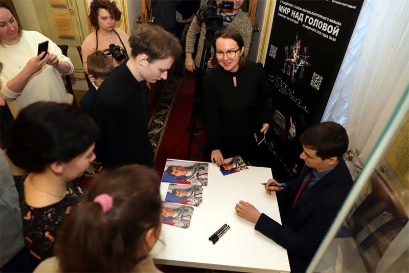 Оренбургский губернаторский музей пополнили более 80 уникальных космических экспонатов