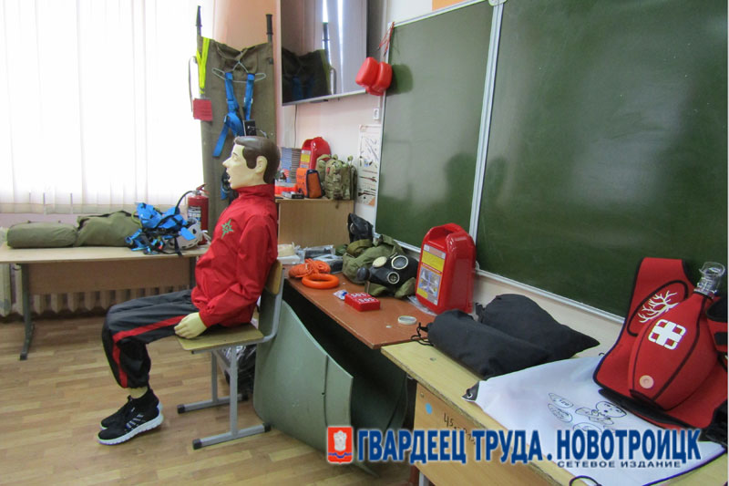 В Новотроицке инициативы учащихся поддерживает 