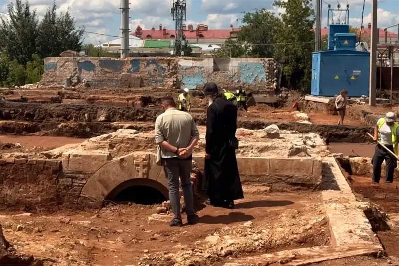 В Оренбурге, на территории бывшего водозабора на набережной Урала, ведутся археологические раскопки