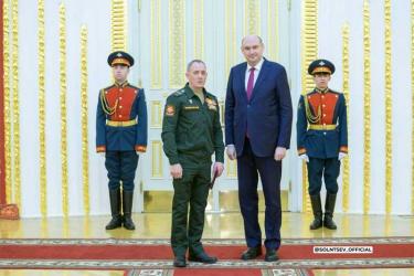 Свыше 70 государственных и региональных наград вручены оренбуржцам