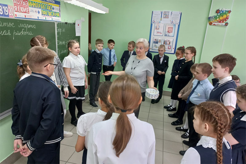 Для новотроицких школьников провели урок «Как дружить народами»