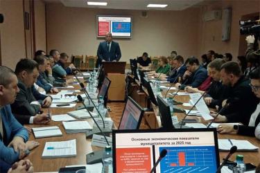 Работу администрации Новотроицка в 2025 году депутаты признали удовлетворительной