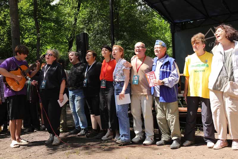 Новотроицкие барды побывали на Всероссийском фестивале «На Мастрюковских озерах»