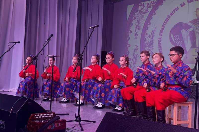 В Оренбуржье в 15 раз прошел областной конкурс «Звучи, баян! Играй, гармошка!»