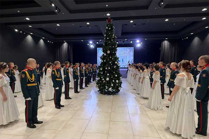 На благотворительный бал в Кремле поедут Оренбургские кадеты