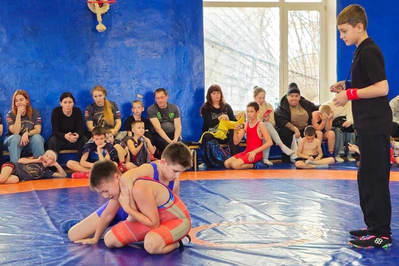 В Новотроицке воспитанники спортивной школы «Спартака» свои  победы на турнире посвятили  мамам