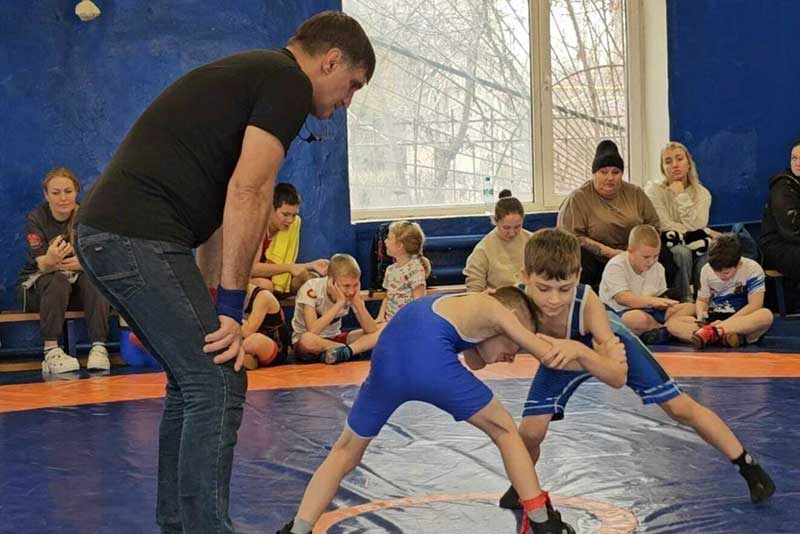 В Новотроицке воспитанники спортивной школы «Спартака» свои  победы на турнире посвятили  мамам