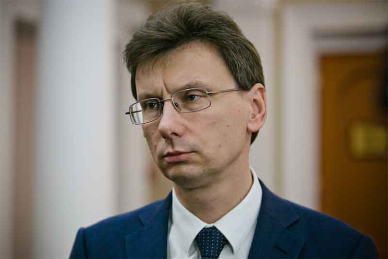 Алексей Пахомов: Решение о переходе школ Оренбуржья на удаленку примут 1 октября